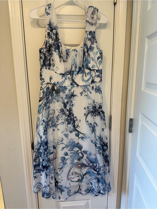 connected apparel Dresses & Skirts - Floral Sleeveless Connected Apparel Dress